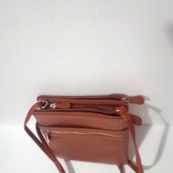 Giani Bernini Women's Bags Giani Bernini Triple-Zip Pebble Leather Crossbody - Picture 3 of 8